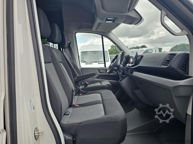 High top van VW Crafter 35 Kasten Plus 7 Sitze MR ERGO LED KAMERA