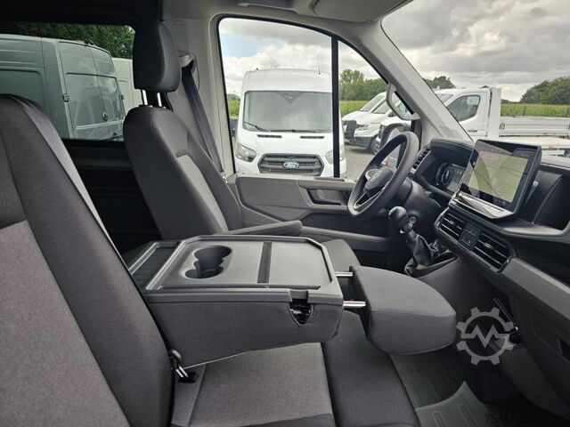 High top van VW Crafter 35 Kasten Plus 7 Sitze MR ERGO LED KAMERA