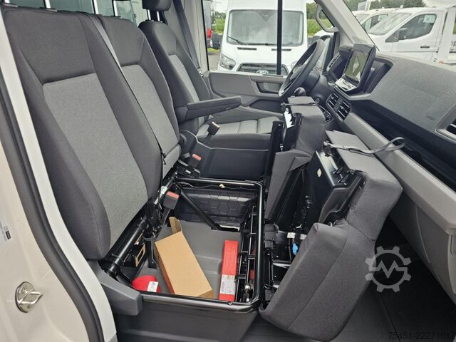 High top van VW Crafter 35 Kasten Plus 7 Sitze MR ERGO LED KAMERA