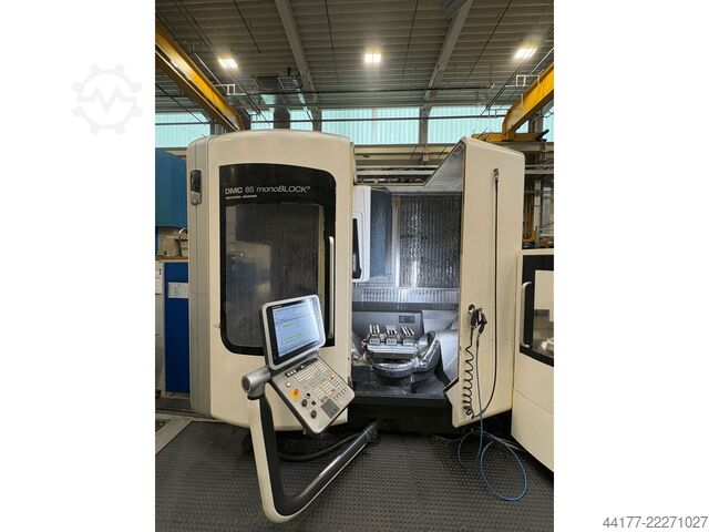 Universal machining center DMG MORI DMC 85 monoBlock RS3