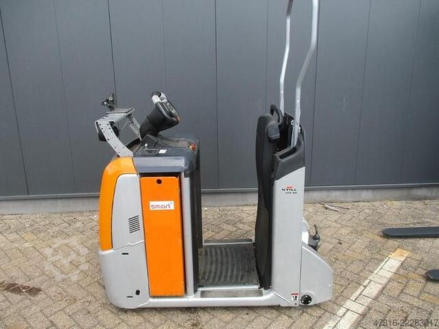 Zugmaschine STILL LT X50