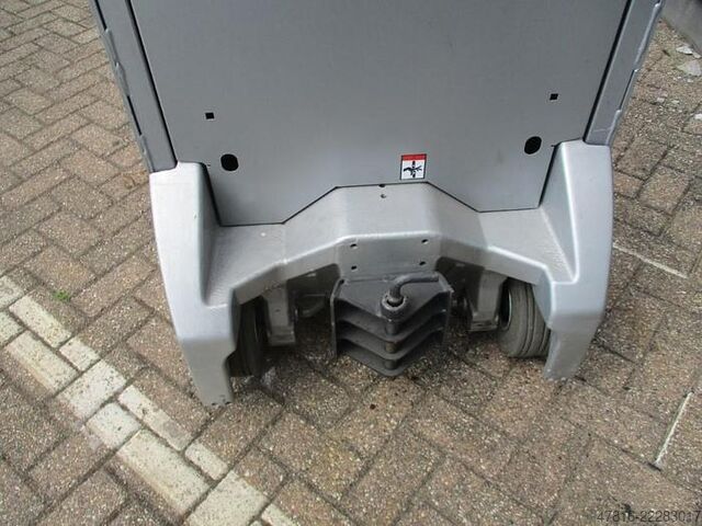 Zugmaschine STILL LT X50