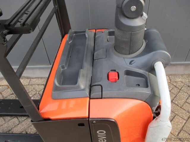 Pallet truck TOYOTA LPE200