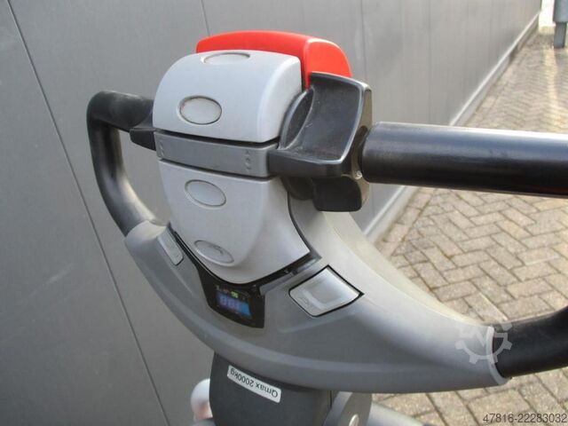Pallet truck TOYOTA LPE200