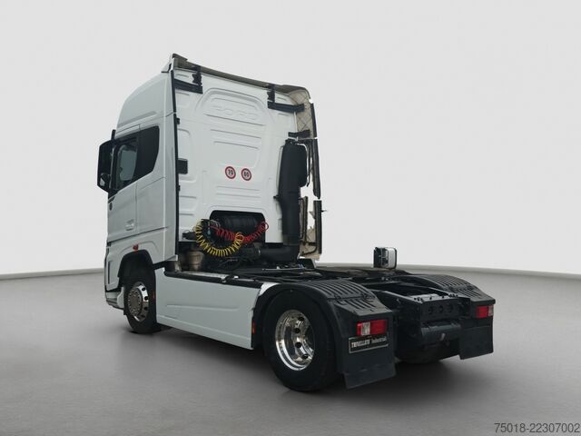 Standard tractor unit FORD F MAX 500