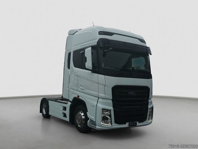 Standard tractor unit FORD F MAX 500
