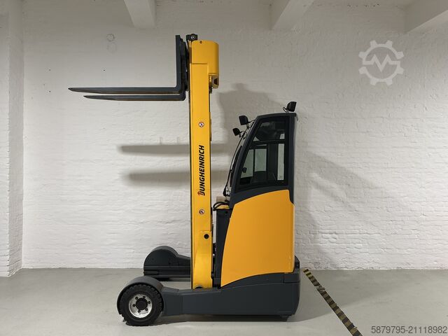 Schubmaststapler Jungheinrich ETV C 20