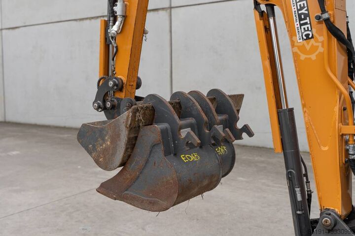 Mini excavator CASE CX 17 C