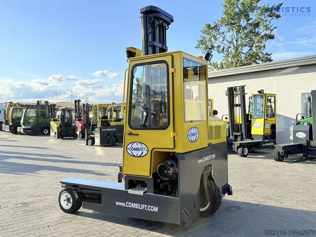 Four-way forklift Combilift C3000 GAS TRIPLEX 7600MM FREE-LIFT