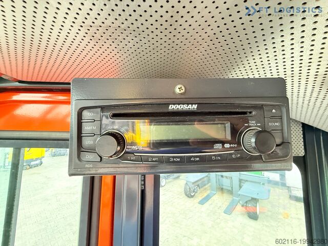 Four-wheel forklift DOOSAN 70 / DUPLEX / FORK 2500MM / POSITIONER