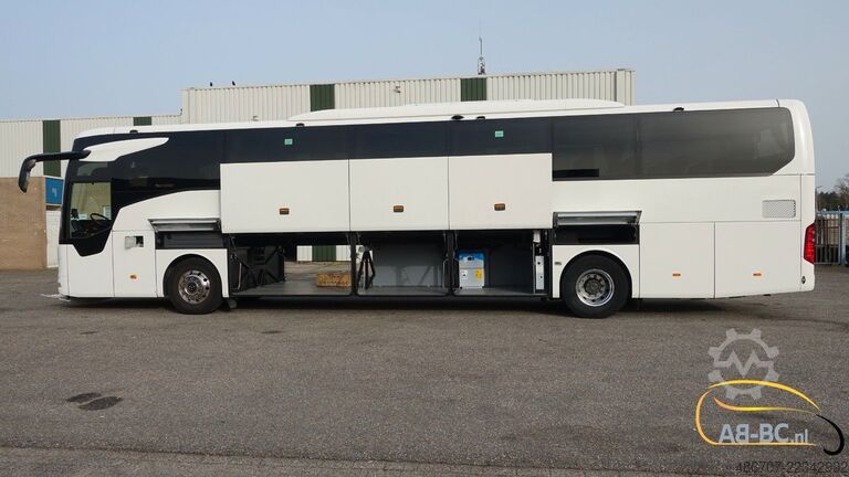 Motor coach MERCEDES-BENZ Tourismo RHD, 55 Sitze, Euro 6 1 Jahr Garantie
