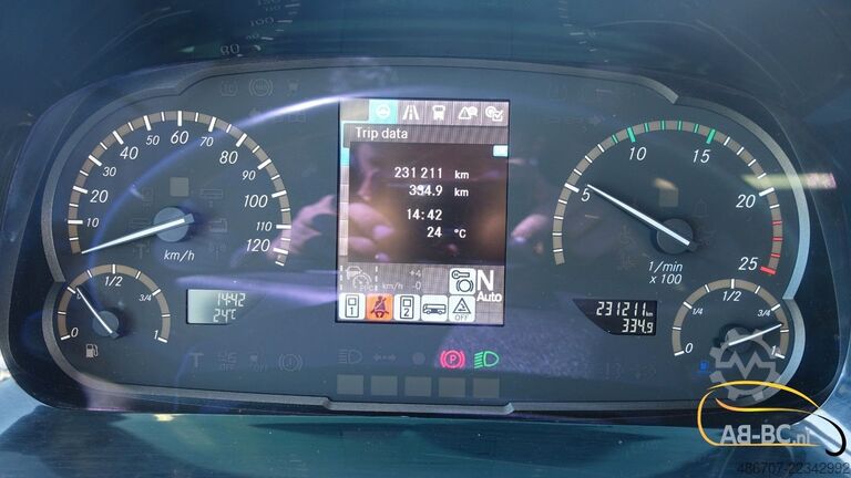 Motor coach MERCEDES-BENZ Tourismo RHD, 55 Sitze, Euro 6 1 Jahr Garantie
