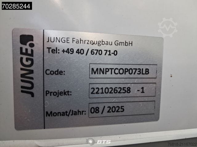 LKW mit Pritsche & Plane DAF XB 290 4X2 FA VDC 16t - Curtainsider Junge