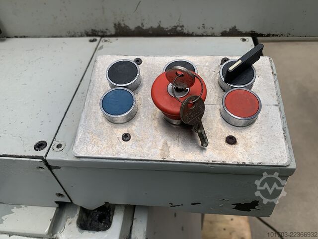 Surface Grinding Machine Burdett No 70 - 18" x 6"