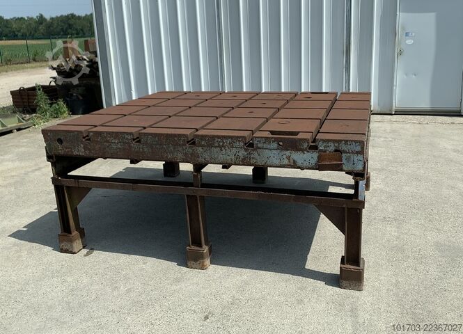 Cast iron bed Taque fonte rainurée - Floor Plate 2300 x 1900 x 200 mm