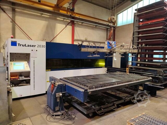 Laserschneidmaschine TRUMPF TruLaser 2030 (L82) fiber 3kW