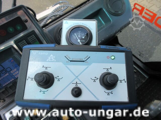Schwemmfahrzeug Holder Rasco Muvo Cristal CH 3000 BP Schwemmfah