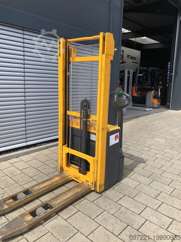 Pallet Stackers Jungheinrich EJC 112