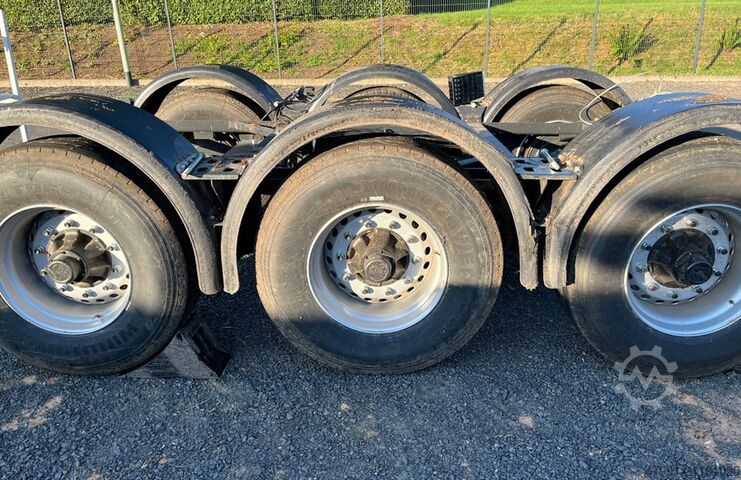 Anhänger-Wechselfahrgestell Tridem-Fahrwerk 