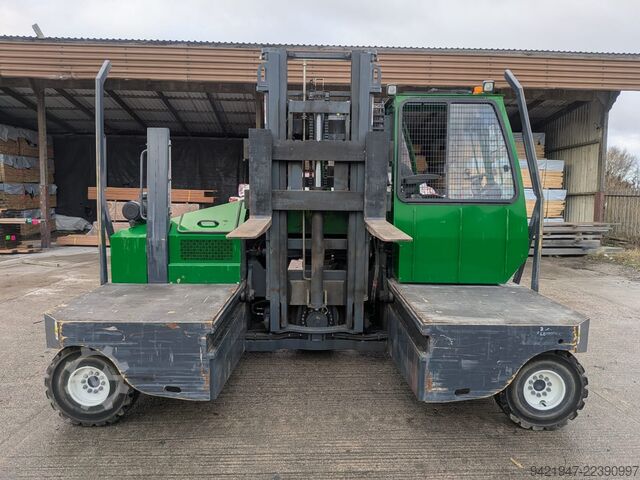 4-way forklift Combilift C6000