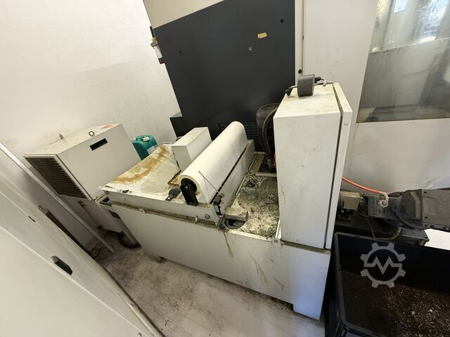 5-Achs-Universal-Bearbeitungszentrum MIKRON UCP 600