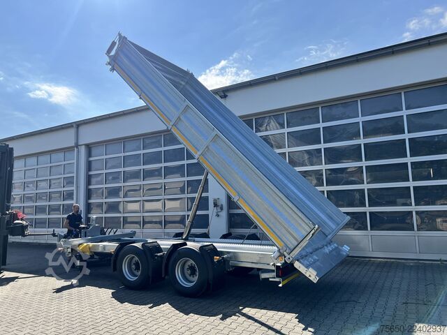 Tipper trailer Möslein TTD 19 B  19 t Tandemkipper- Tieflader hydraulischer Klappe Breitbereifung