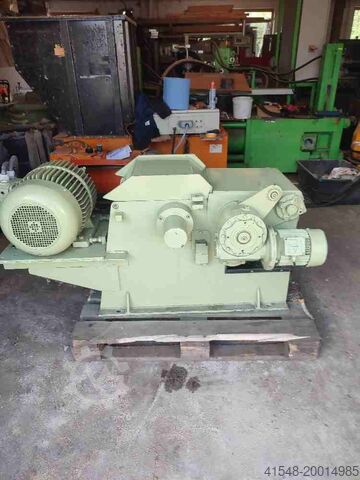 Four-shaft shredder Vecoplan 300