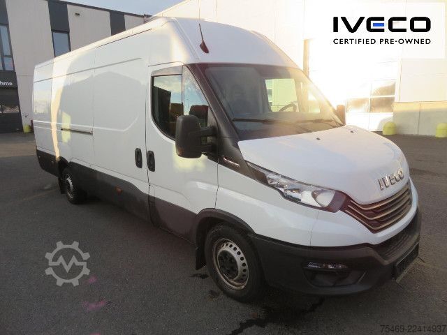 High top van IVECO 35S16A8V