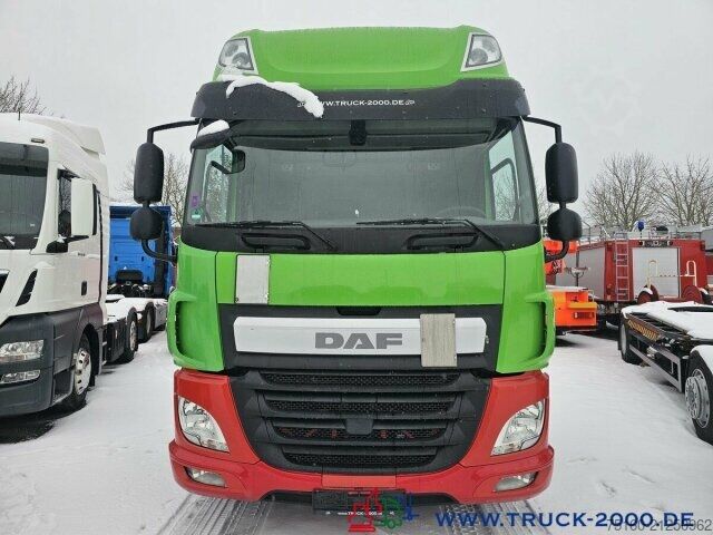 Standard tractor unit DAF CF 440 SpaceCab Große Tankanlage Euro6 2 Betten
