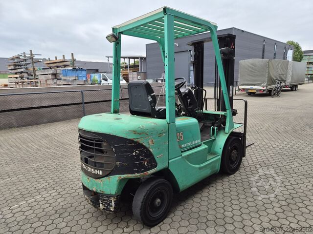 Gabelstapler Mitsubishi FD25K, 2.5ton, S4S Diesel Engine