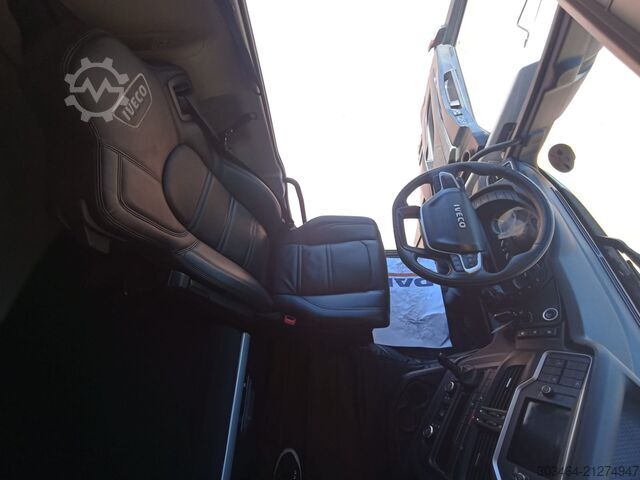 Standard tractor unit Iveco S-WAY 570 euro 6-E uff. ITALIA Full pn.