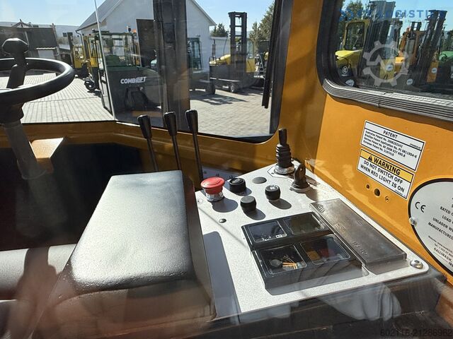 Vierwegestapler Combilift C4000 / GAS / DUPLEX 5500 / FREE-LIFT