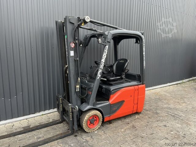Electric 3-wheel forklift Linde E16-02