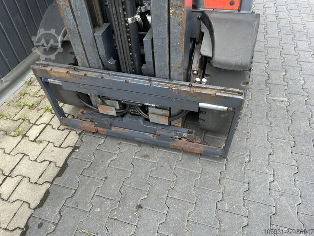 Treibgasstapler Linde H35T-02