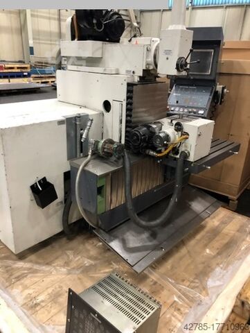 Universal Milling Machine MAHO MH 500 C (CNC)
