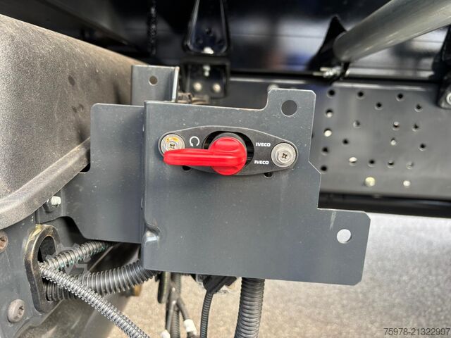 Autokran Iveco Eurocargo 180E32