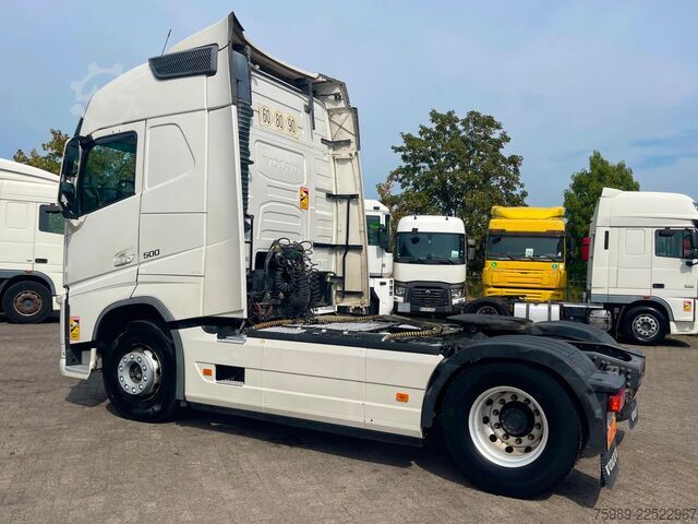 Standard-SZM Volvo FH 500 Vin: YV2RT40A6JB845641, PARK Cool, PTO/H...