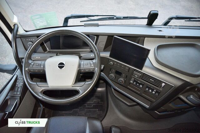 Standard SZM VOLVO FH 500 Globetrotter XL