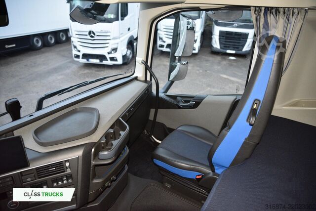 Standard SZM VOLVO FH 500 Globetrotter XL