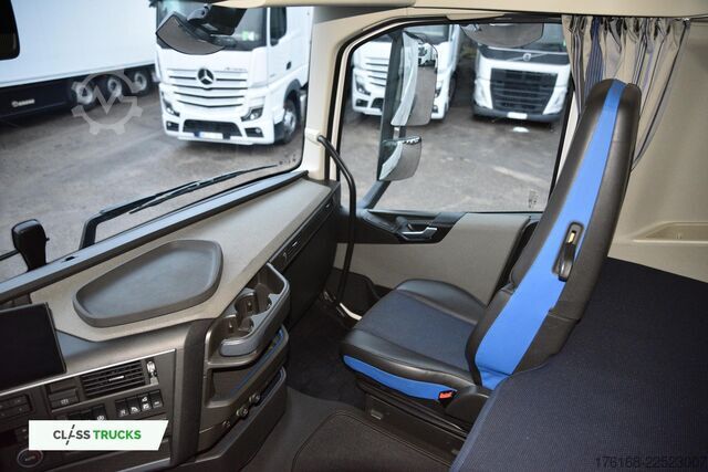 Standard SZM VOLVO FH 500 Globetrotter XL
