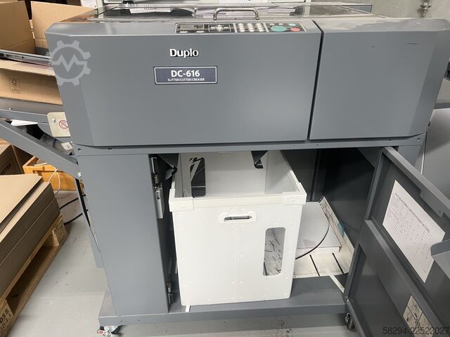 Nut- und Perforiermaschine Duplo DC 616