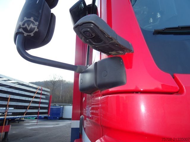 LKW mit Getränkeaufbau MAN 26.340 TGM*18 Pal.*2,5 to LBW*Lift/Lenk*2x AHK