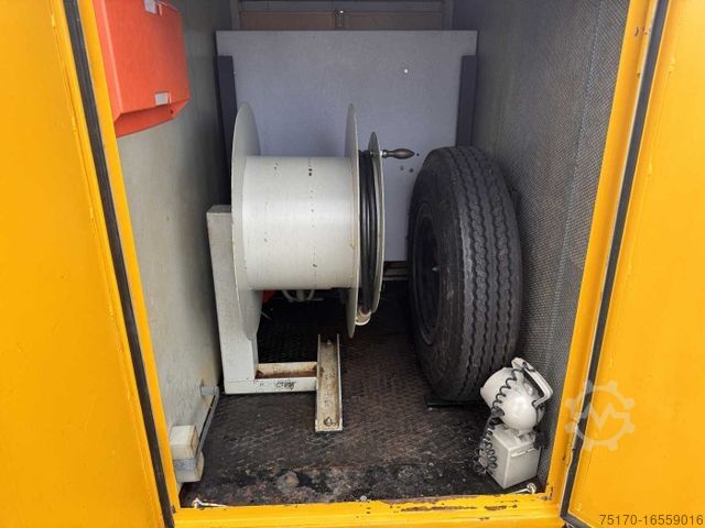 Trailer  Bay Stromaggregat 35kVA 1.967h Deutz