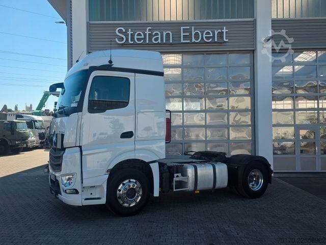 Standard-SZM Mercedes-Benz Actros 1846 LS Hydraulik, ADR, 2 x Nebenantrieb