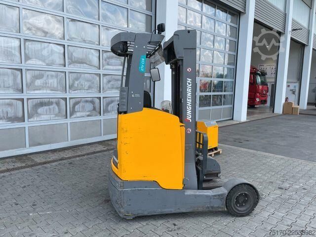 Reachtruck Jungheinrich ETV C16 / Triplex 5.72m / SS / nur 3.112h / 2016
