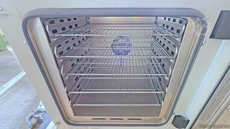Forced air drying oven / drying cabinet BINDER GmbH FD 53