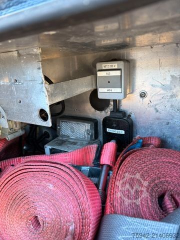 Box semitrailer  ECKERI L3  FALTSEITENWAND LIFT/LENK STAPLERAUFNA