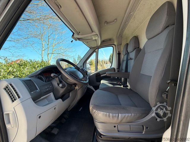 Minibus PEUGEOT Boxer 3.0 HDiF Maxi Klima Ahk Motor in Notlauf