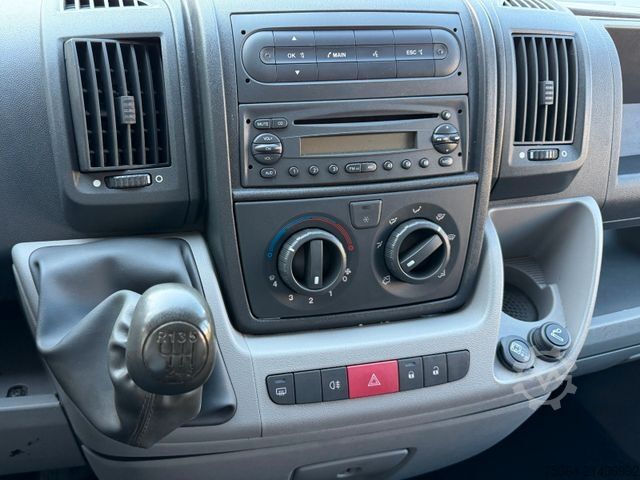 Minibus PEUGEOT Boxer 3.0 HDiF Maxi Klima Ahk Motor in Notlauf