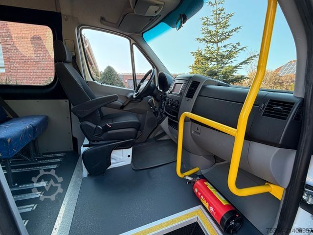 Minibus MERCEDES-BENZ Sprinter 313 Cdi 9Sitze+Rollstuhllift Klima Navi